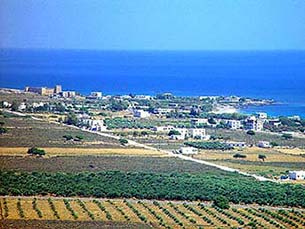 Studios Stavris, Frangokastello, Crete directly at the beach