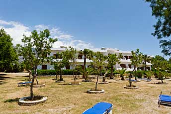 Studios Stavris, Frangokastello, Crete directly at the beach